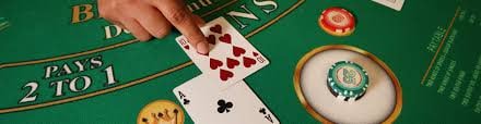 pantaislot Meja Roulette Berkamera Ganda